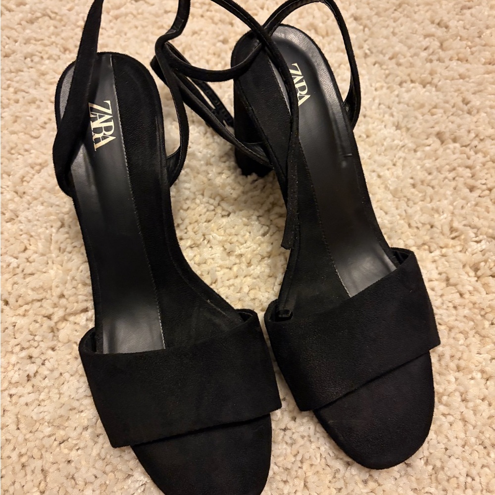 Zara Elegant Black Heeled Sandals